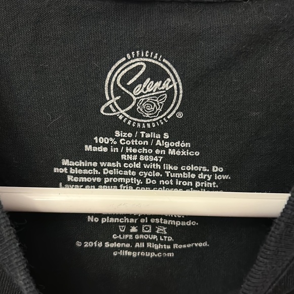 Selena Women’s Crop T-shirt Black Size Small - Picture 3 of 4